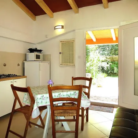 Apartment Pineta - Roj103 By Interhome